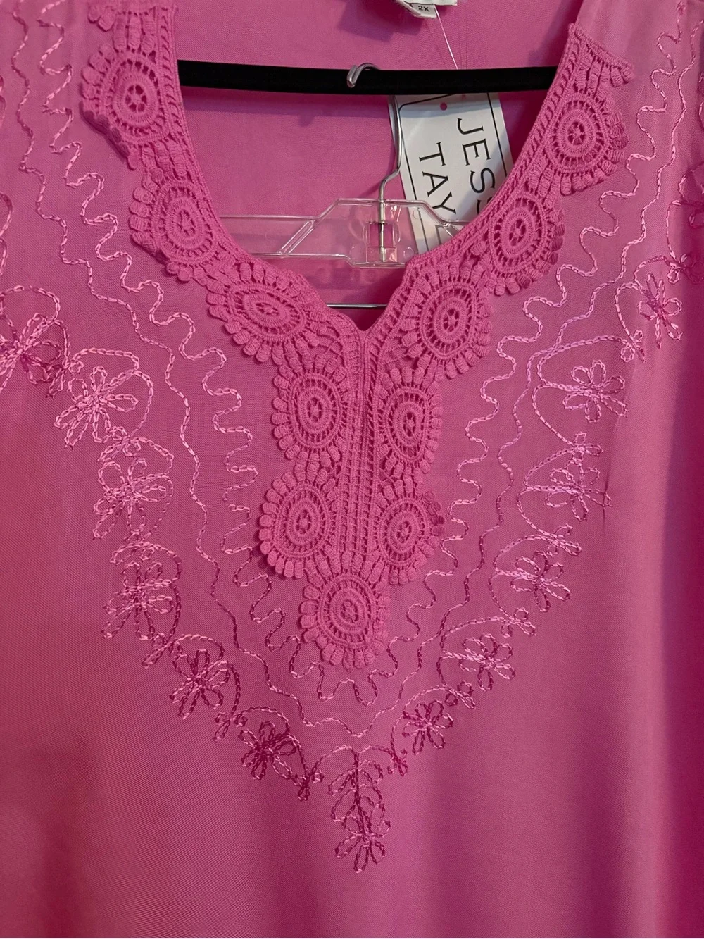 Fuchsia Embroidered Tunic & Wide Leg Pant Set - Picture 4 of 14